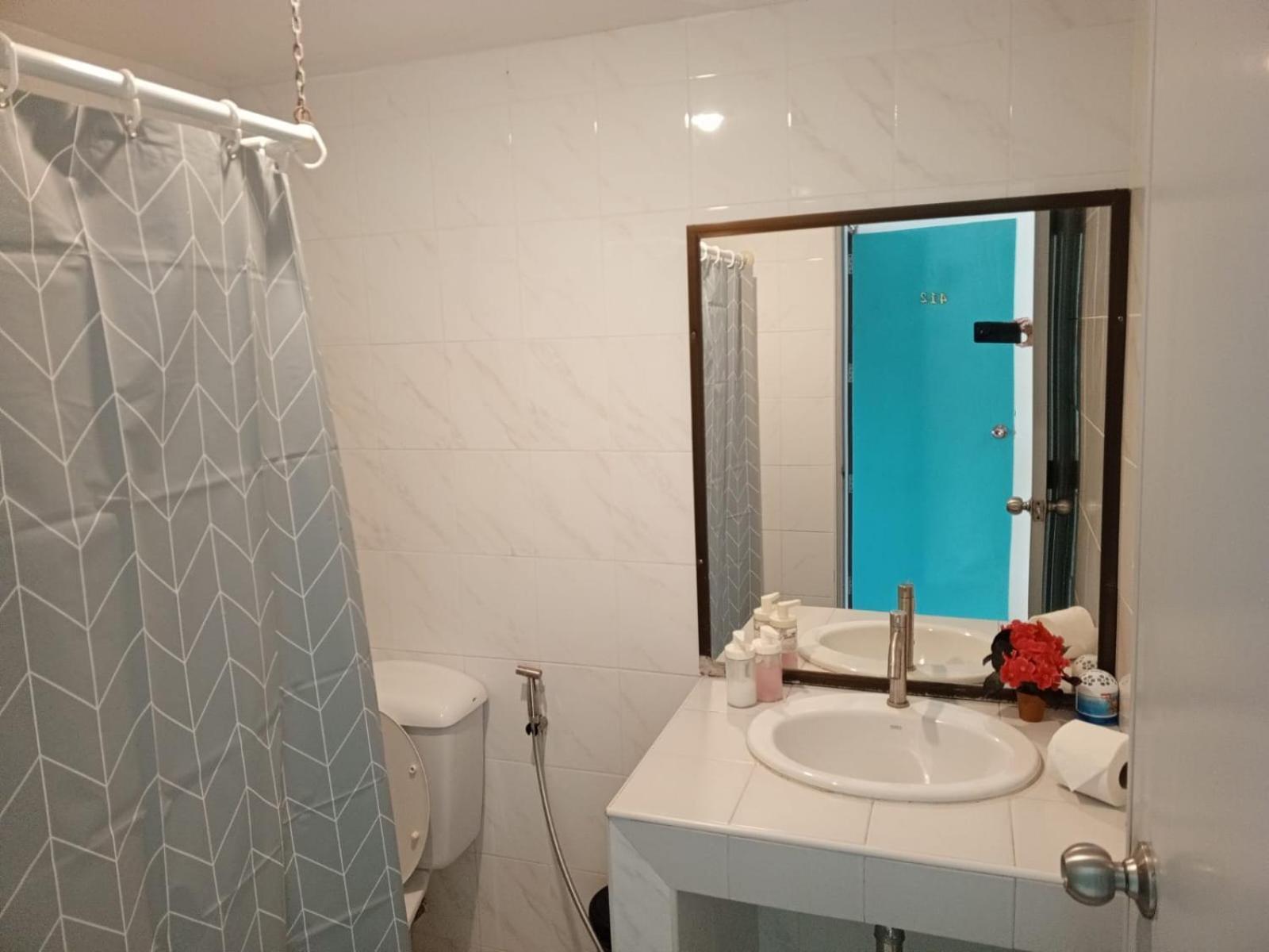 Holiday House Kata & Karon Phuket Hotel 객실 사진